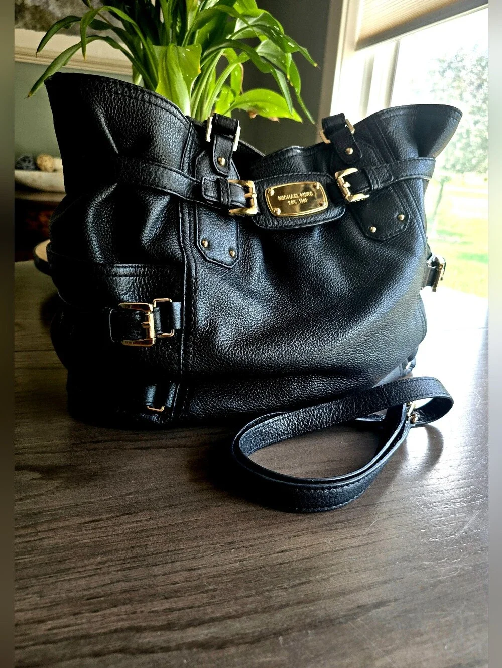 Michael Kors Vintage Gansevoort Tumbled Leather Tote Bag W/ COA